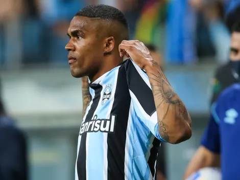 Grêmio atrasa acordo de dívida com o meia Douglas Costa