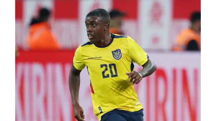 Photo by Alex Grimm/Getty Images - Méndez deve jogar no São Paulo em 2023