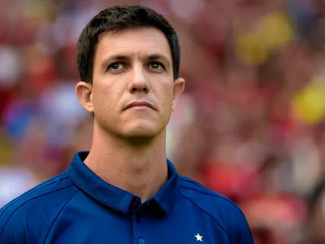 Vasco vê lateral dar 'sopa no mercado' e pode ser o novo reforço de Barbieri na Colina