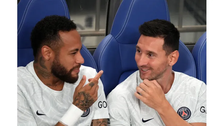 Photo by Koji Watanabe/Getty Images - Titular do Athletico é monitorado pelo PSG