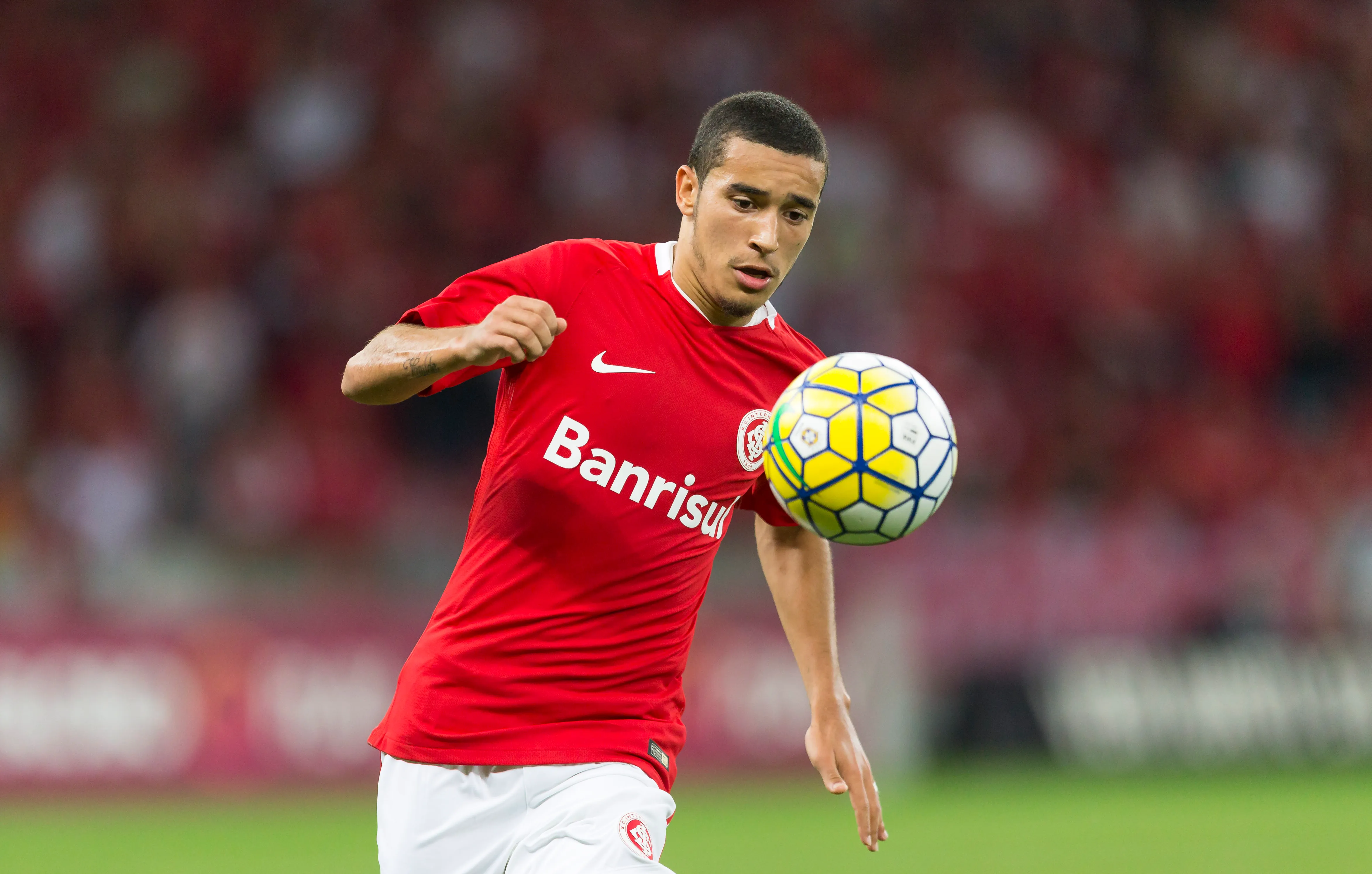 Foto: Jeferson Guareze/AGIF – William interessa ao Cruzeiro para 2023