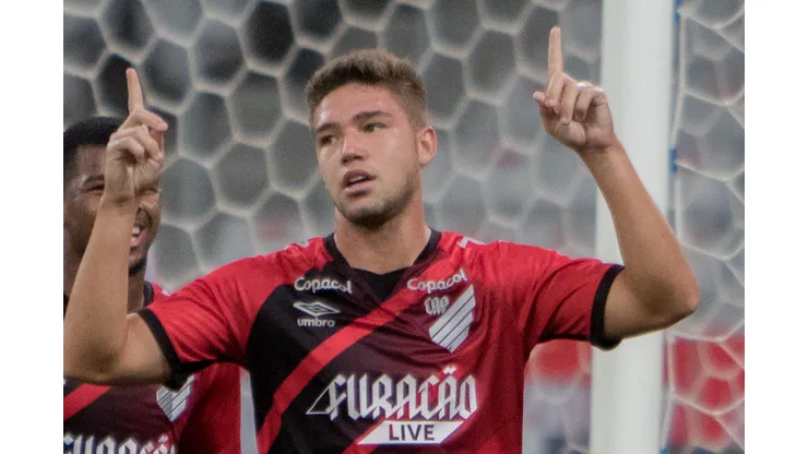 Foto: (Robson Mafra/AGIF) - Bissoli não deve ser aproveitado pelo Athletico em 2023
