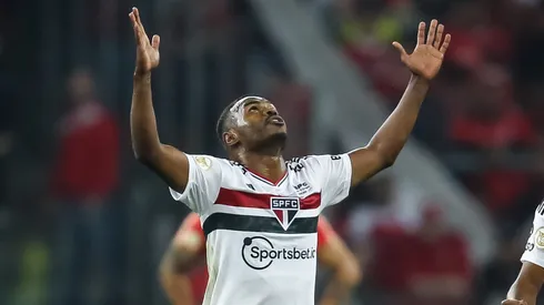 Foto: (Pedro H. Tesch/AGIF) – Nikão deve deixar o São Paulo em definitivo