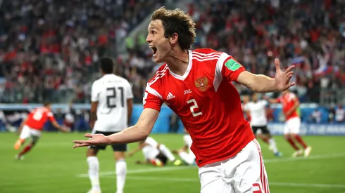 SAINT PETERSBURG, RUSSIA – JUNE 19: Mario Fernandes of Russia celebrates the 2nd Russia goal scored by Denis Cheryshev of Russia during the 2018 FIFA World Cup Russia group A match between Russia and Egypt at Saint Petersburg Stadium on June 19, 2018 in Saint Petersburg, Russia. (Photo by Julian Finney/Getty Images)