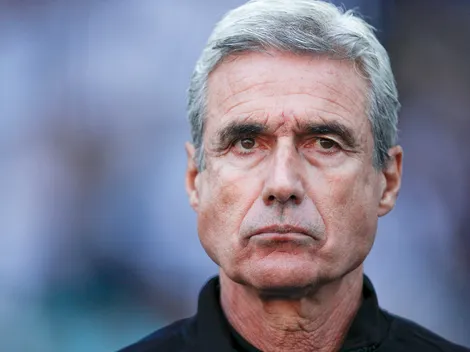 Luís Castro rasga elogios ao estilo de jogo de treinador arquirrival