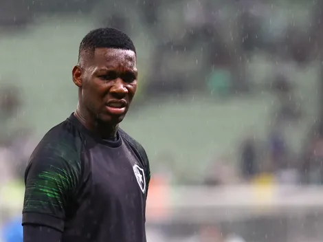 Luís Castro esclarece boatos sobre comportamento de Patrick de Paula no Botafogo