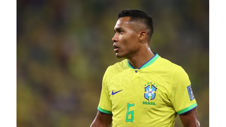Photo by Julian Finney/Getty Images - Situação de Alex Sandro é atualizada no Brasil