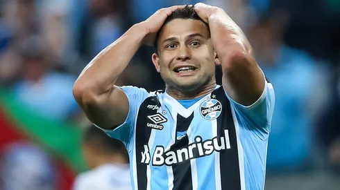 Foto: Pedro H. Tesch/AGIF – Elkeson vai deixar o Grêmio