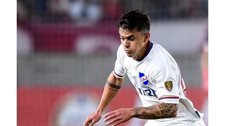 Foto: (Marcelo Endelli/Getty Images) - Felipe Carballo é um dos alves do Grêmio no mercado