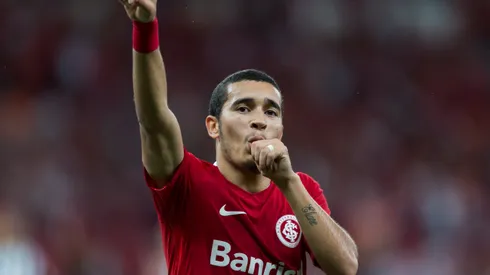Foto: Jeferson Guareze/AGIF – Willian iniciou sua carreira pelo Internacional.