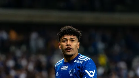 Foto: (Alessandra Torres/AGIF) – Filipe Machado perdeu um de seus companheiros de posição no Cruzeiro