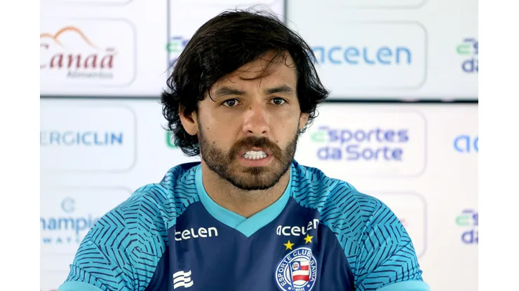 Foto: (Felipe Oliveira/EC Bahia) - Ricardo Goulart concedeu entrevista coletiva no Bahia nesta sexta (27)