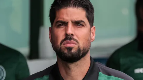 Foto: (Robson Mafra/AGIF) – António Oliveira criticou a arbitragem no Coritiba