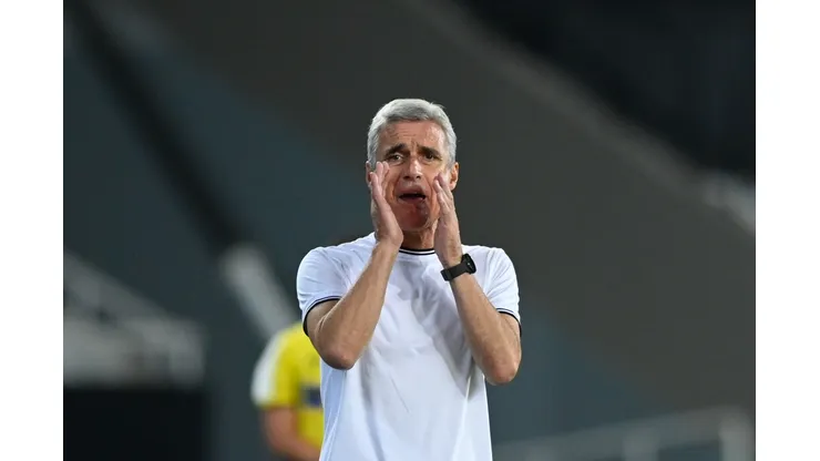 Andre Borges/Getty Images- Luís Castro, técnico do Botafogo
