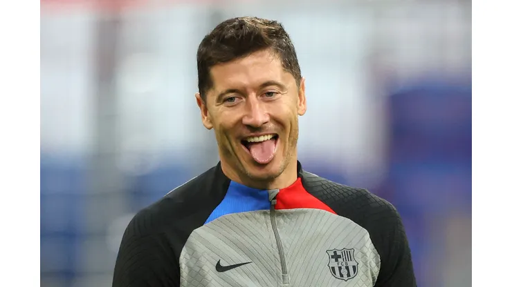 (Photo by Alexander Hassenstein/Getty Images)- Robert Lewandowski