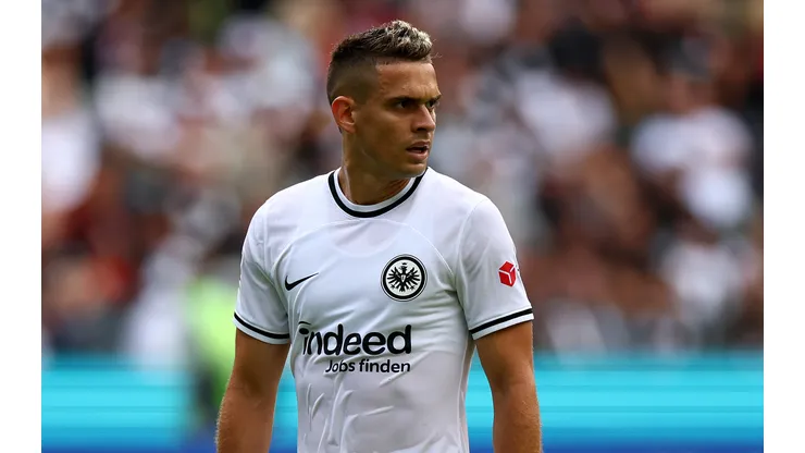 Foto: (Lars Baron/Getty Images) - Borré, do Eintracht Frankfurt, da Alemanha, está na mira do Internacional