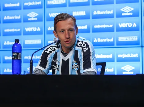 Lucas Leiva mostra incerteza sobre volta aos gramados