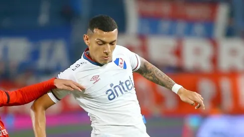 (Photo by Ernesto Ryan/Getty Images) - Franco Fagúndez interessa ao Vasco.