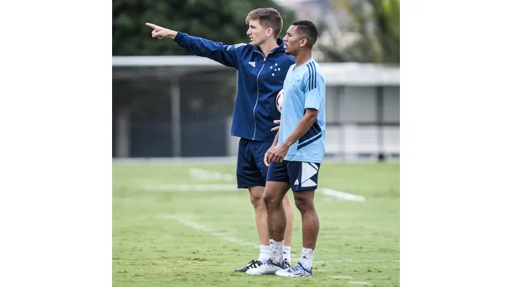 Foto: Gustavo Aleixo/Cruzeiro - Davó é um dos reforços do Cruzeiro para 2023
