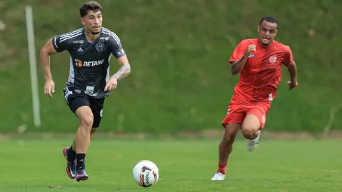 Foto: Pedro Souza / Atlético - Defensor pode estar de saída do clube