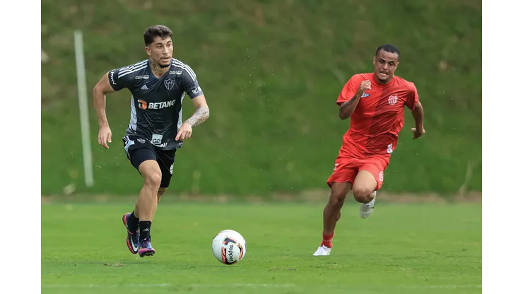 Foto: Pedro Souza / Atlético - Defensor pode estar de saída do clube