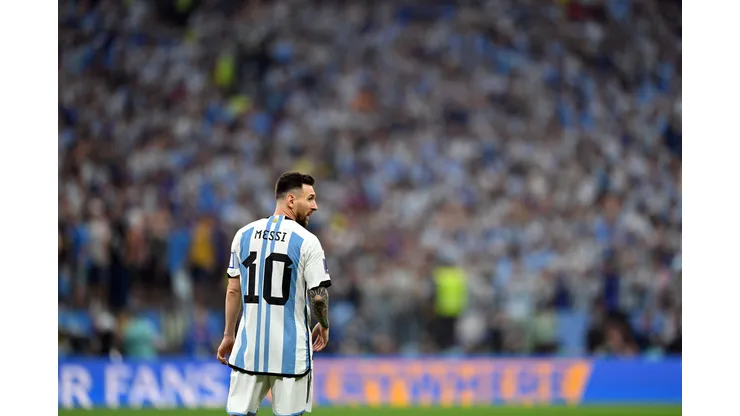 Dan Mullan/Getty images- Messi, atacante do PSG