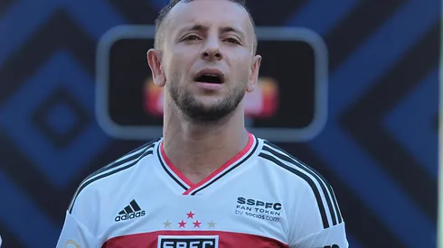 Foto: (Rubens Chiri / saopaulofc.net) – Rafinha está liberado para a estreia do São Paulo no Paulista