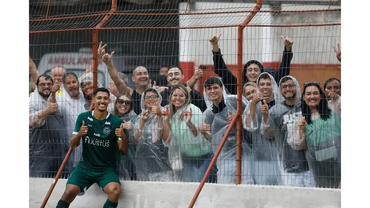 Foto: Divulgação/Goiás- Zagueiro do Goiás revela uma das dificuldades da carreira de jogador.
