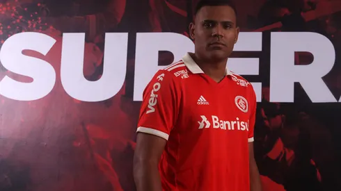 Foto: (Ricardo Duarte/Internacional) – Mikael ainda não atingiu os índices físicos esperados pelo Internacional
