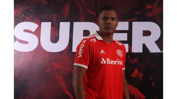 Foto: (Ricardo Duarte/Internacional) - Mikael ainda não atingiu os índices físicos esperados pelo Internacional