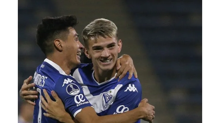 (Photo by Claudio Reyes - Pool/Getty Images) - Orellano vive um impasse atualmente, atrasando seu anúncio no Vasco.