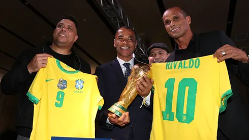 Foto: (Buda Mendes/Getty Images) – Rivaldo acredita que o Cruzeiro está em boas mãos na gestão de Ronaldo