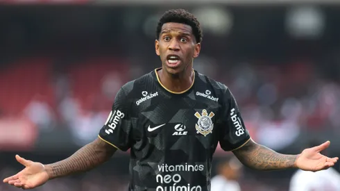 Foto: Marcello Zambrana/AGIF - Companheiro de Gil no Corinthians larga carreira de jogador