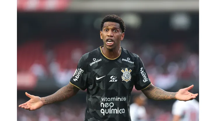 Foto: Marcello Zambrana/AGIF - Companheiro de Gil no Corinthians larga carreira de jogador