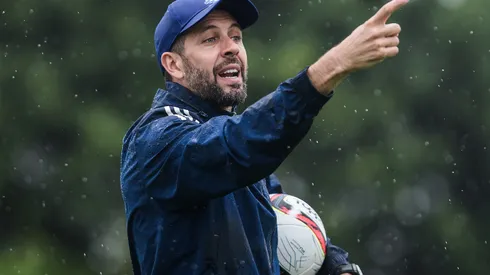 Foto: Gustavo Aleixo/Cruzeiro – Pezzolano deve receber +1 reforço.