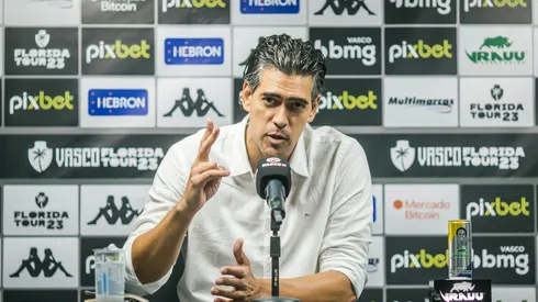 Foto: Daniel RAMALHO/VASCO/FLICKR - Diretor fala sobre negociação de Andrey com o Chelsea