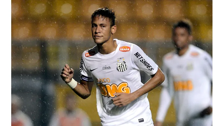 Foto: (Mauro Horita/AGIF) - Uma joia do Botafogo na Copinha foi comparado a Neymar, ex-Santos, nesta terça (3)