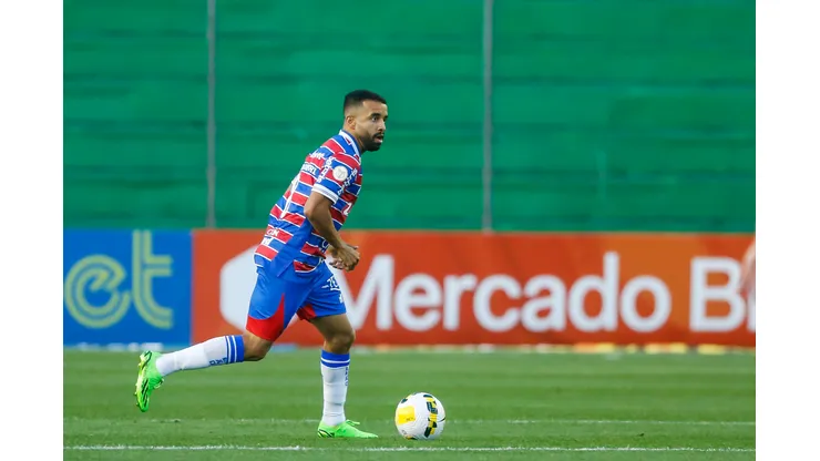 Luiz Erbes/AGIF- Caio Alexandre, volante do Fortaleza