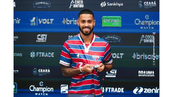 Foto: Leonardo Moreira / Fortaleza EC - Calebe é apresentado no Fortaleza