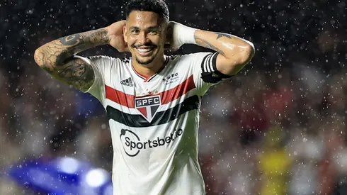 Foto: Marcello Zambrana/AGIF – São Paulo faz consulta por meio-campista