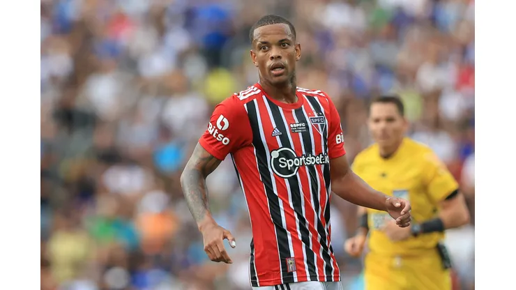 Foto: Marcello Zambrana/AGIF - São Paulo quer lateral do Al Ain