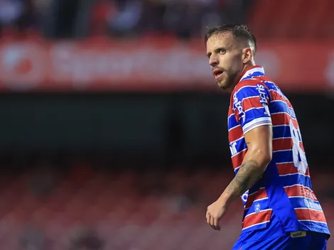 Lucas Sasha fala sobre duelo contra CSA, mas mostra foco na Pré-Libertadores