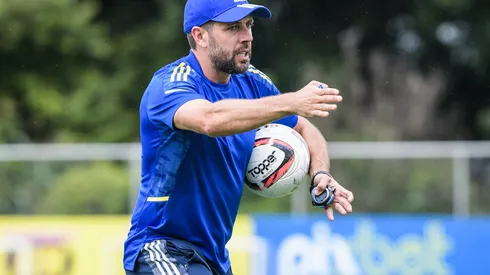 Foto: Gustavo Aleixo/Cruzeiro - Pezzolano ganha boas notícias para enfrentar o Villa Nova