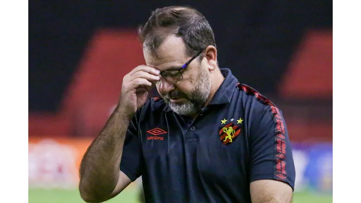 Foto: Rafael Vieira/AGIF - Enderson Moreira comentou sobre a primeira derrota do Sport na temporada