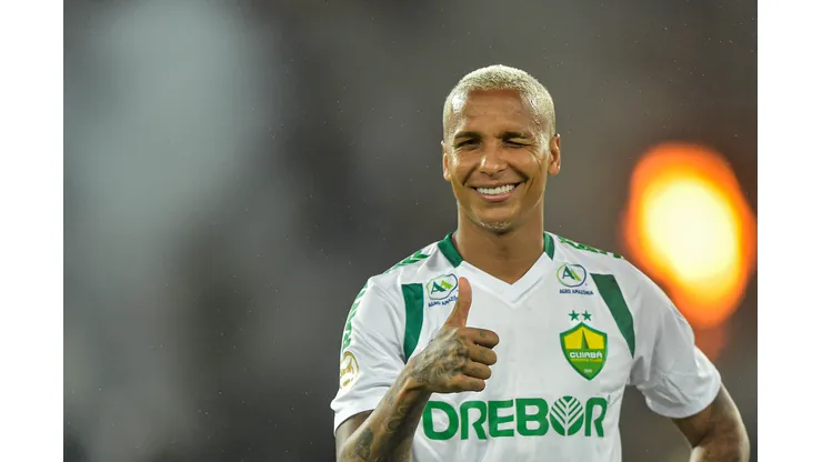 Foto: Thiago Ribeiro/AGIF - Deyverson está de saída do Cuiabá