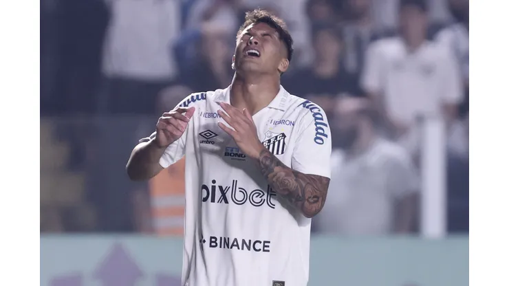 Foto: Ettore Chiereguini/AGIF - Marcos Leonardo está suspenso do jogo contra o Ituano