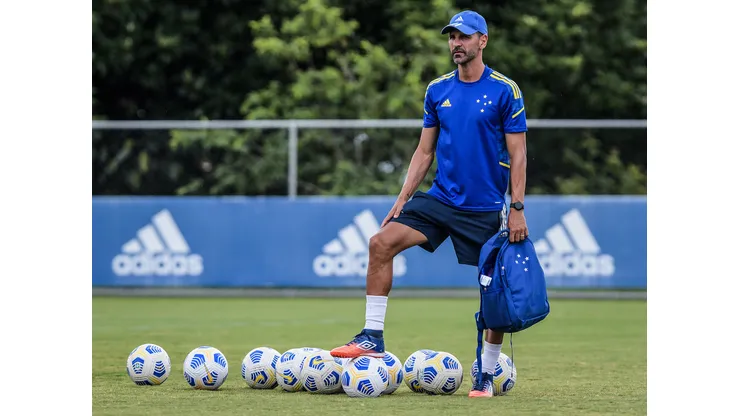 Foto: Gustavo Aleixo/Cruzeiro - Leandro Guerreiro fala sobre início de temporada do Cruzeiro