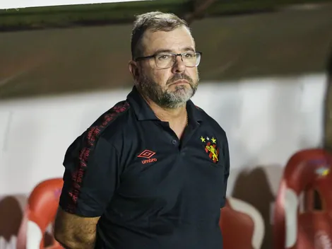 Enderson Moreira pede desculpas aos torcedores após atitude de volante do Sport