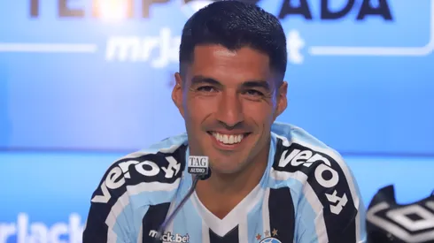 Foto: Fernando Alves/AGIF – Torcida do Grêmio zomba de contratação no Internacional