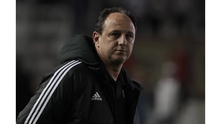 Foto: Rubens Chiri/Saopaulofc.net - Rogério Ceni é blindado pela diretoria do São Paulo